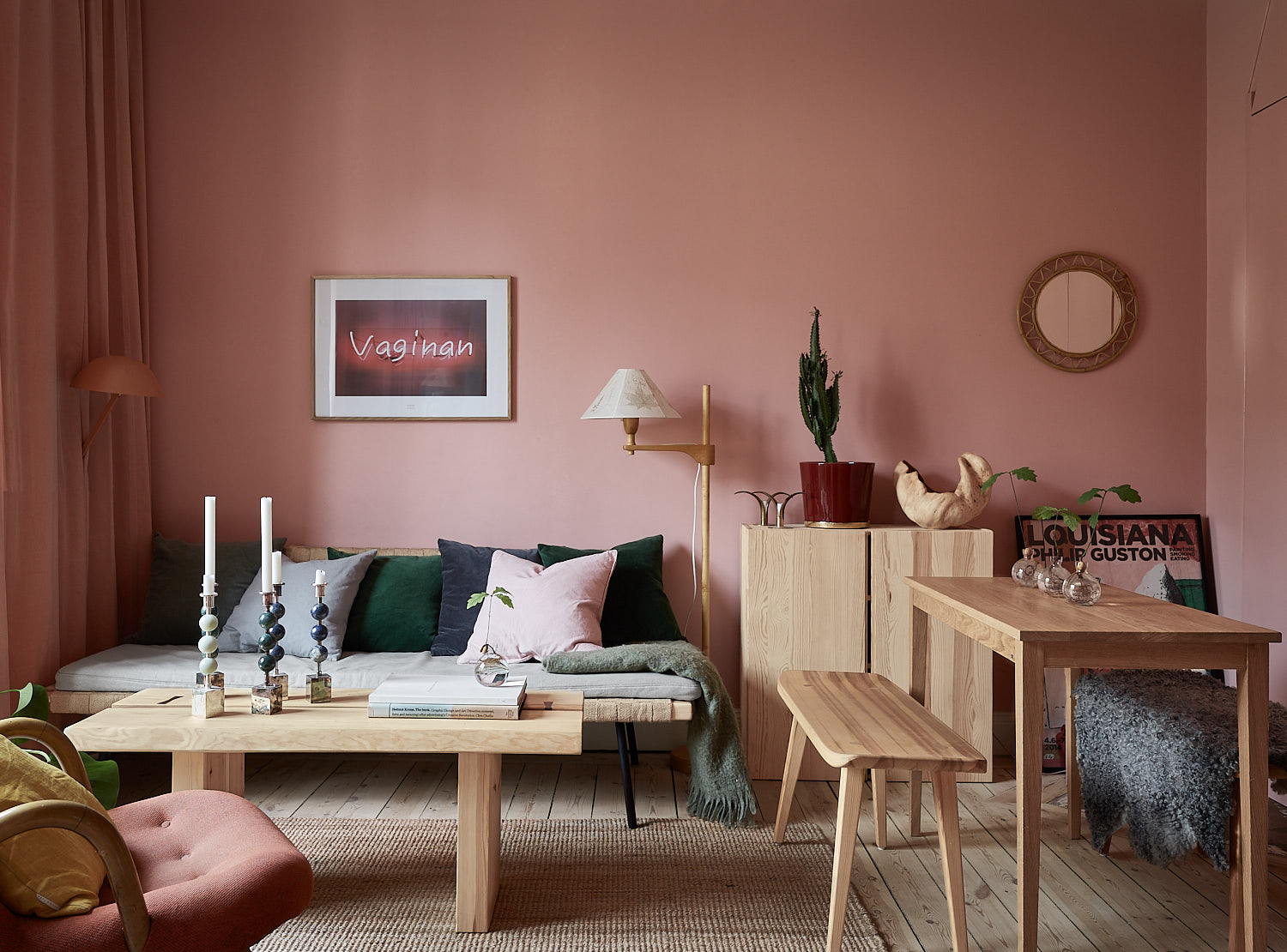 Home Tour: Småt men godt og lyserødt | KreaVilla
